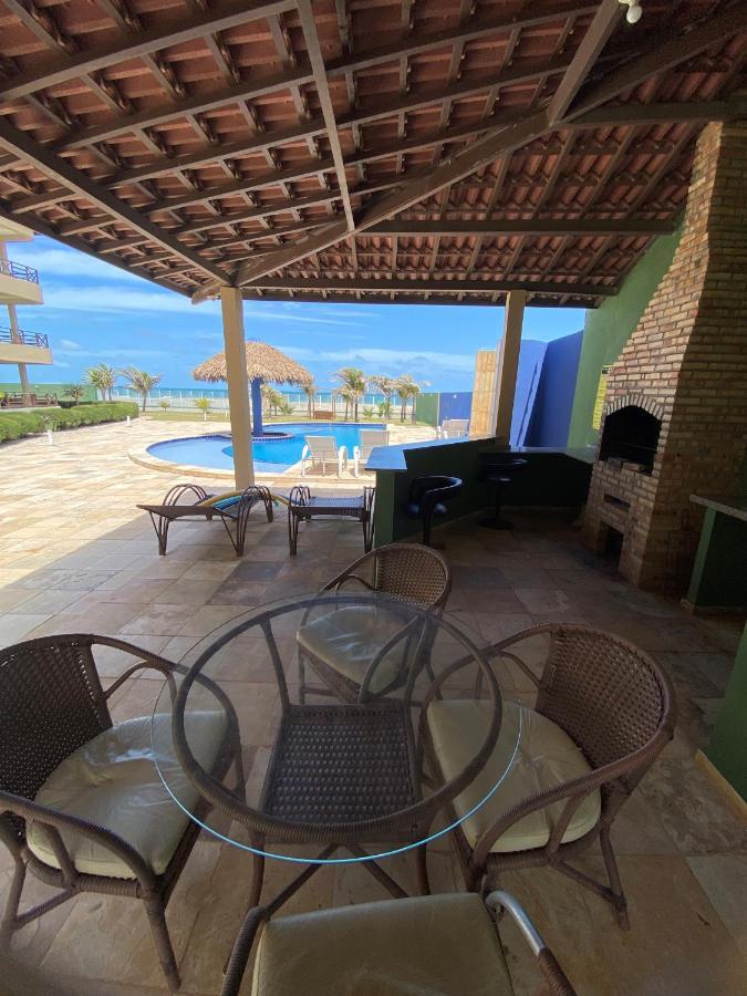 Beachfront Apt & Jacuzzi Taíba Esterno foto